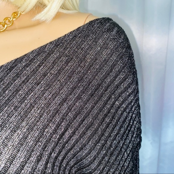 Shimmery ribbed twist front top - Picture 5 of 14